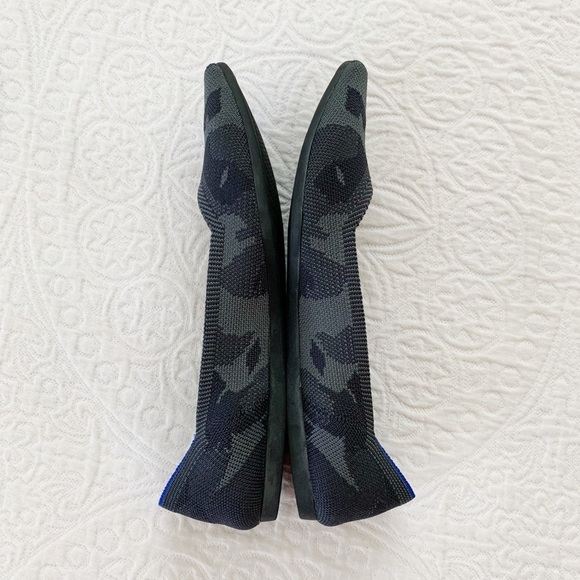 Rothy's Pointed-Toe Flats, Dark Camo (Sz 8.5) - Picture 5 of 9
